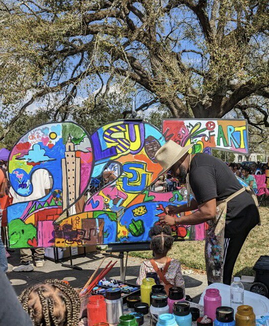 _BLEWIS's tweet photo. “ Every child is an artist. The problem is how to remain an artist once we grow up.” ~ Pablo Picssso #Museum #MuseumEducator #Educator #Programming #Outreach #CommunityService #Community #PublicProgramming #Artist https://t.co/PytV8uAq1y
