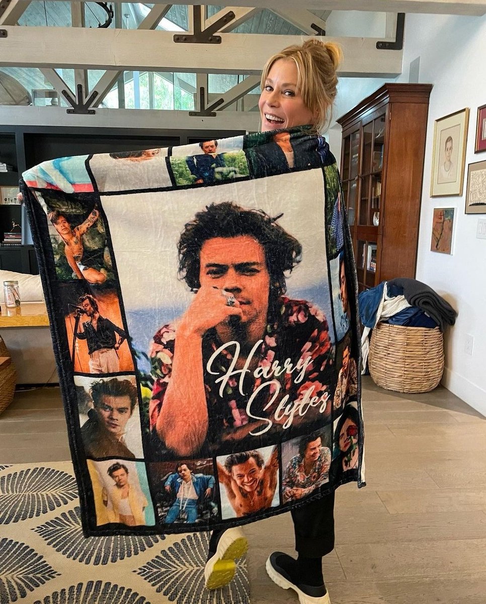 Harry Argentina on Twitter "La actriz Julie Bowen compartió a través