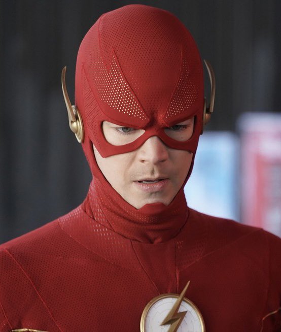 DiscussingFilm's tweet photo. ‘THE FLASH’ wraps filming today after 9 years. https://t.co/EZeb4fFXkC