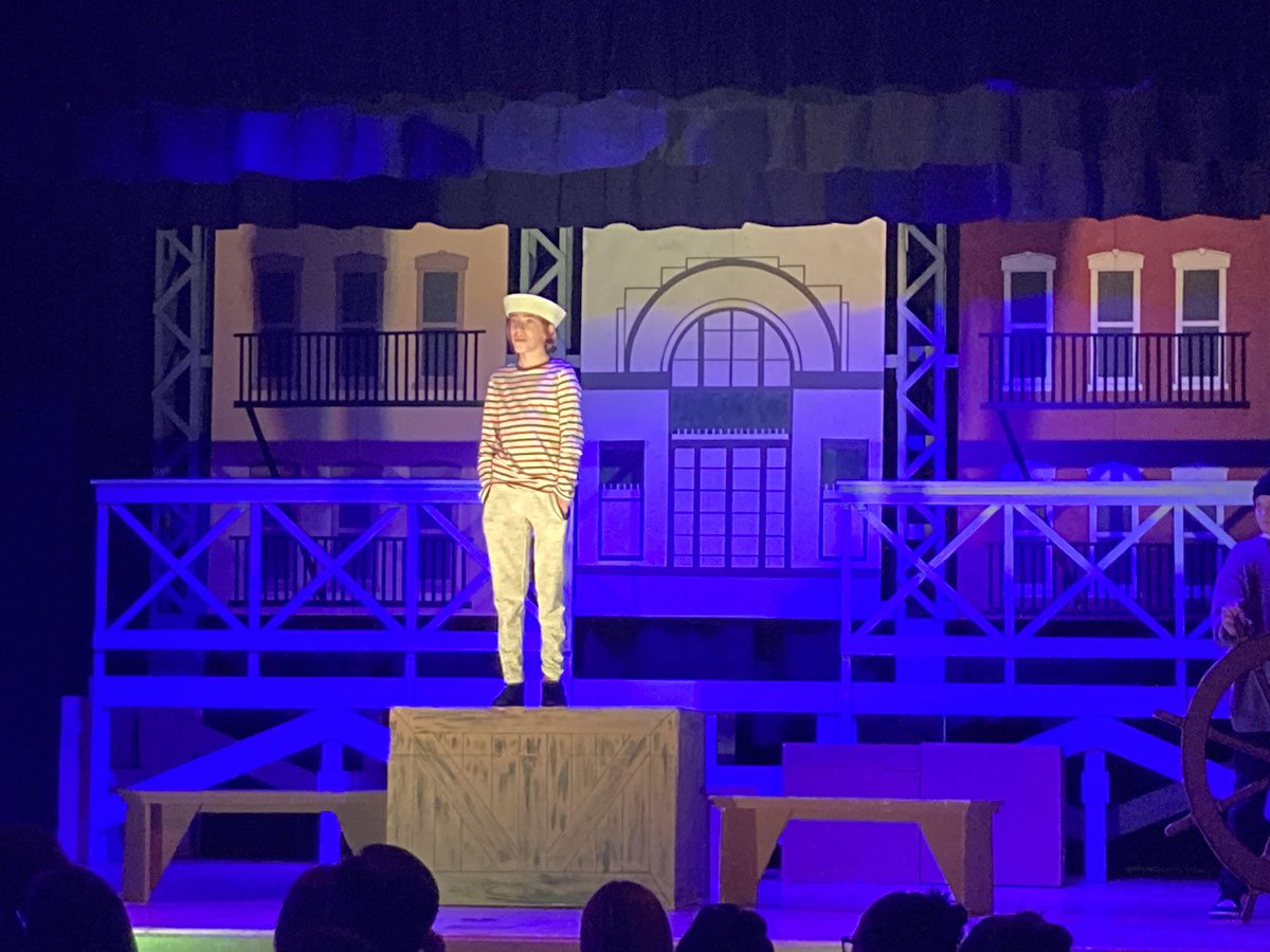 oll_school's tweet photo. Fifth Grade Historical Plays today! From the Mayflower Compact, to the Boston Tea Party, and finally Life in the New England Colonies, we traveled back in time to take on historical characters and learn history from the stage. #ollseattle #dramaprogram #historicalplays https://t.co/MIuN1Ycnlj