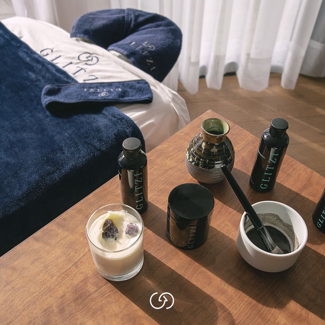 GlitziMx's tweet photo. ¿Plan para el finde? El mejor plan es con Glitzi y un facial a domicilio. Aprovecha el fin de semana para relajarte y disfrutar de un "me time" de la mano de nuestros profesionales.
📍CDMX y Querétaro
Agenda desde la app o dando click aquí: https://t.co/GbawH8yN3q https://t.co/7cimdNbSNB