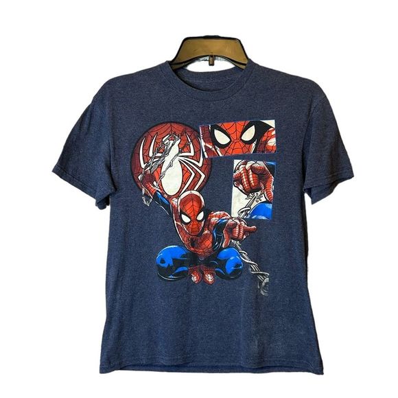 Overby4Kim's tweet photo. So good I had to share! Check out all the items I'm loving on @Poshmarkapp #poshmark #fashion #style #shopmycloset #marvel #loveisforeternity #onnaehrlich: https://t.co/dPpCSklEk2 https://t.co/RZgSpTHtvB