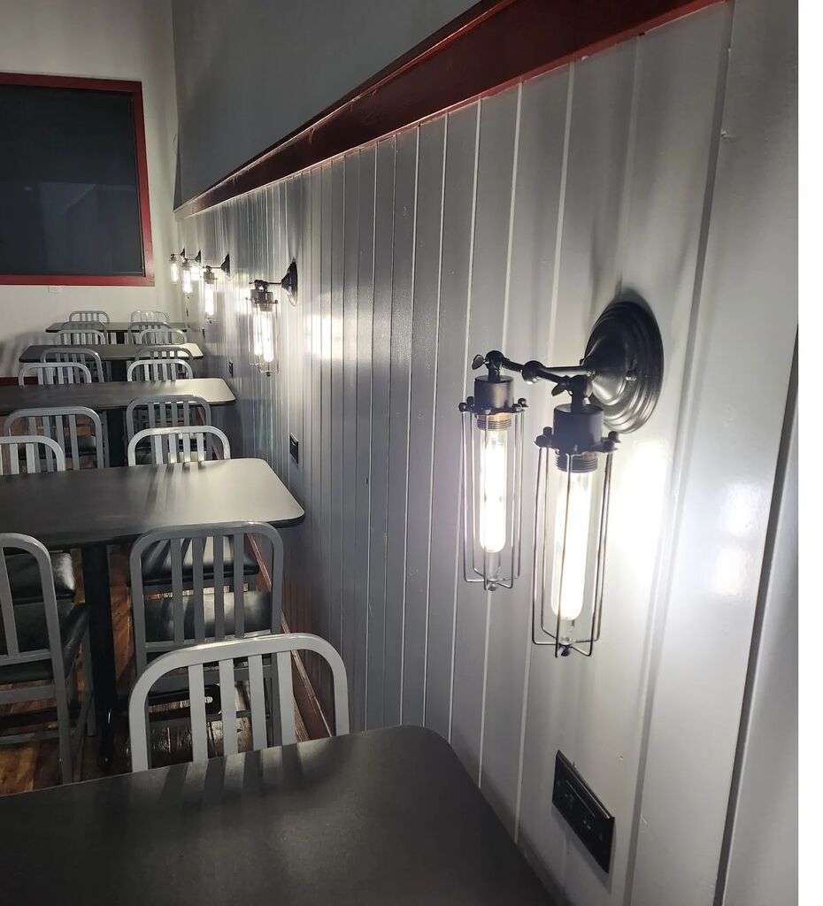 💕

#craftbeer #craftwine #besocial #drinkgreatbeer #hangoutwithfriends instagr.am/p/CpWA6o-pZUS/