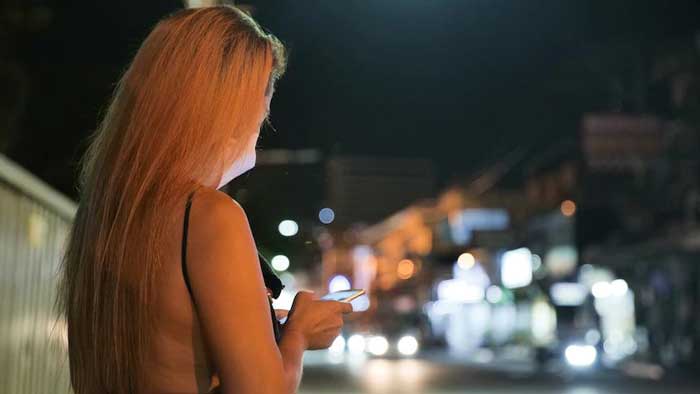 ASEANNOWTH's tweet photo. Draft Prostitution Law To Set Voluntary Service At Minimum 20 Years ➡️ https://t.co/aLROZUORyS
#Thailand #prostitution #draft #DraftLaw https://t.co/fr1AkThpfr