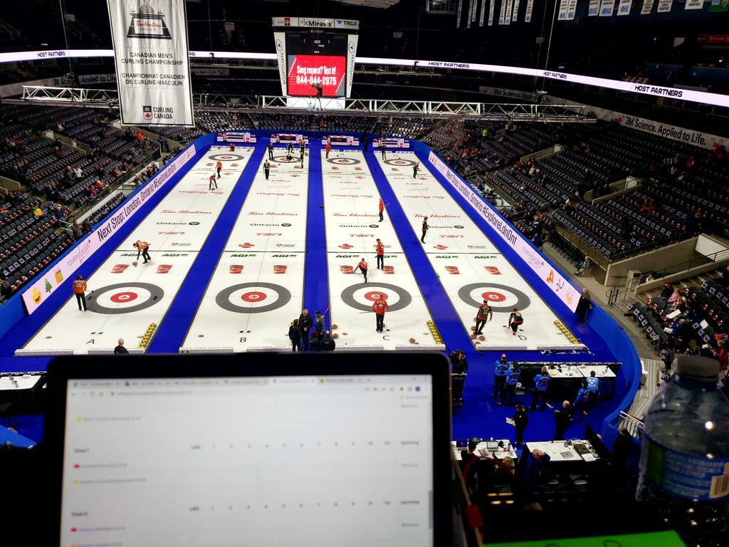 TSNVicRauter's tweet photo. Always a little nervous before the start..so uniquely Canadian.. here we go...
The Brier...from London https://t.co/ONNePBZpIQ