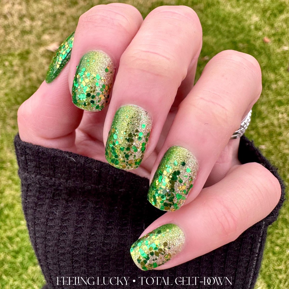 Tressa2501's tweet image. Head to my VIP to see how you can get these sets!!  facebook.com/groups/3567348… #colorstreet #nailfies