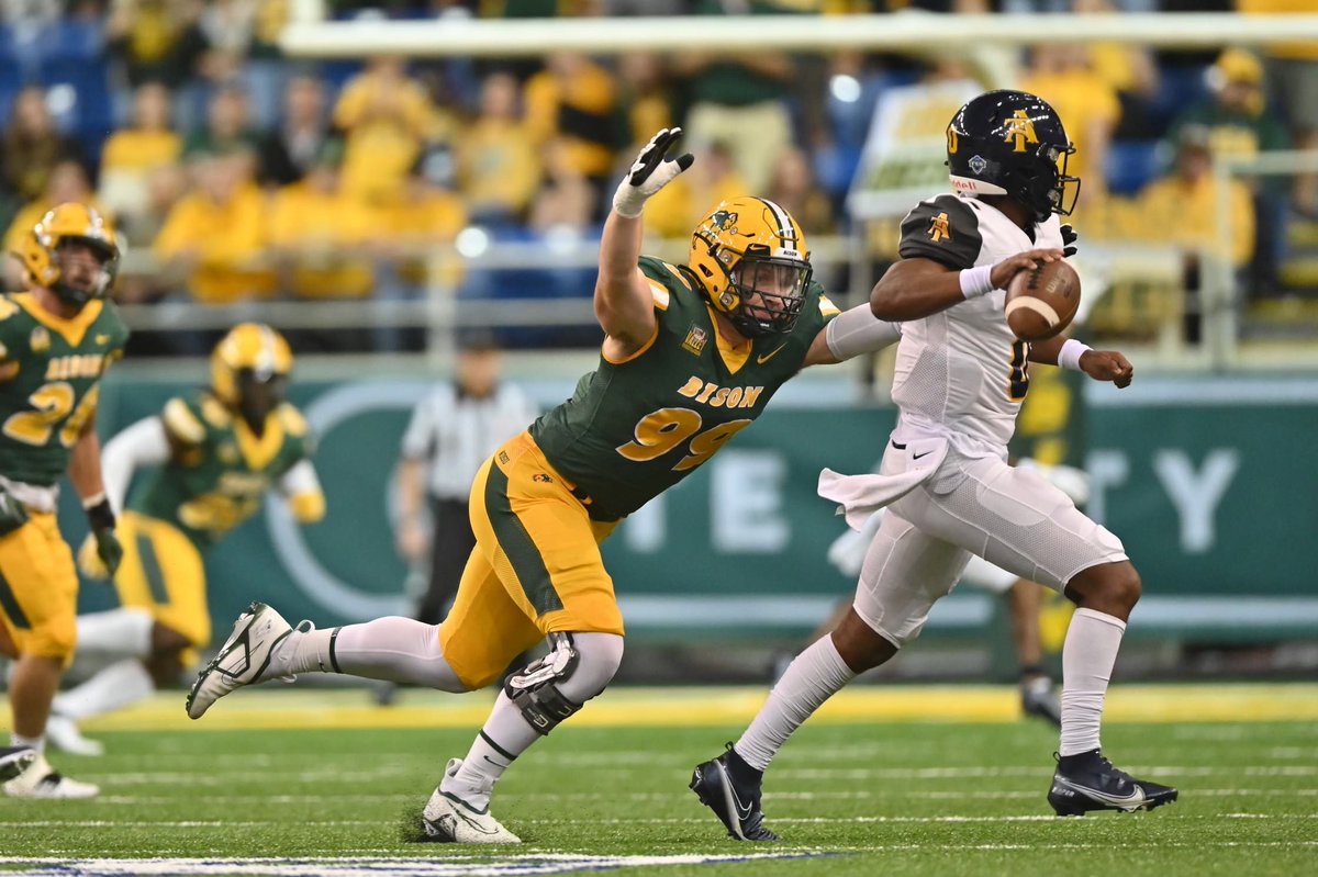 small_school_prospect_scouting tweet media