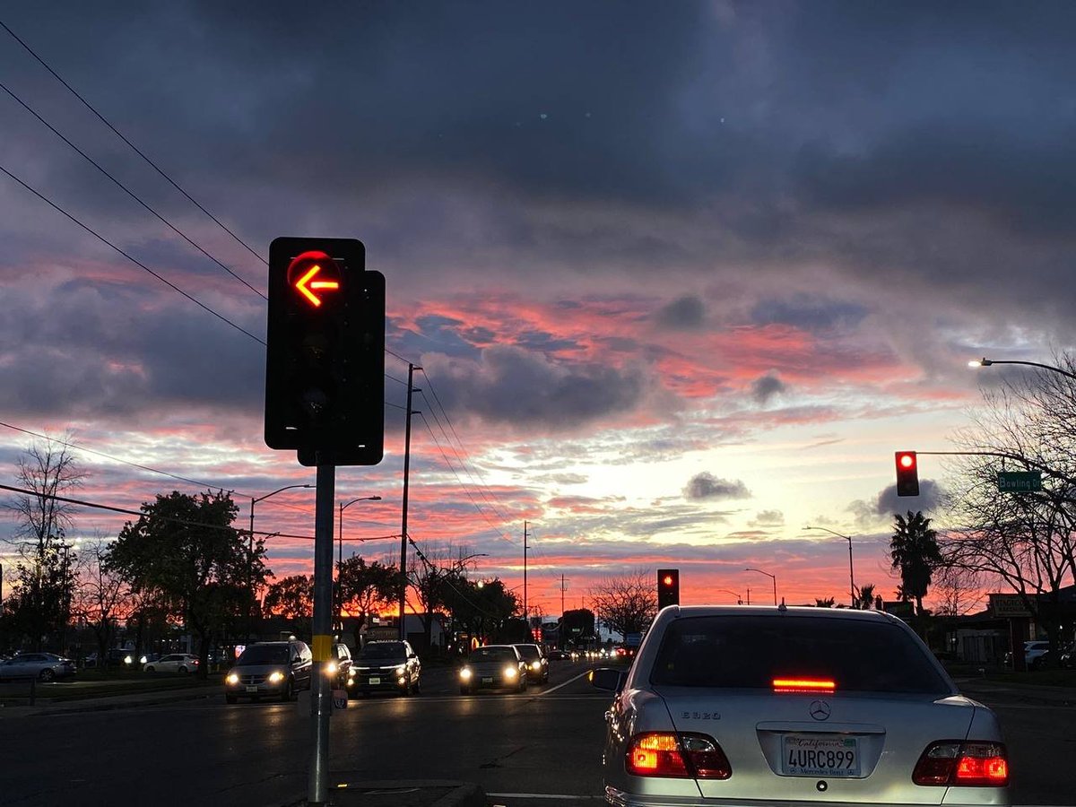 GabriMeyer's tweet photo. Beautiful Sunset🌆 https://t.co/S6tTqtKwd1