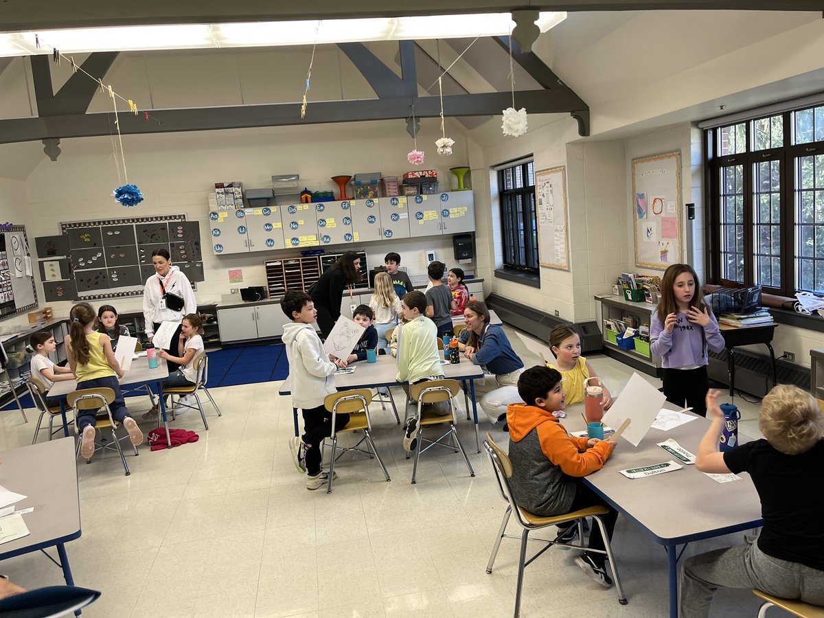 During disability awareness week we learned about hidden disabilities. We shared what we learned in our own puppet show. #raviniarocks #112leads