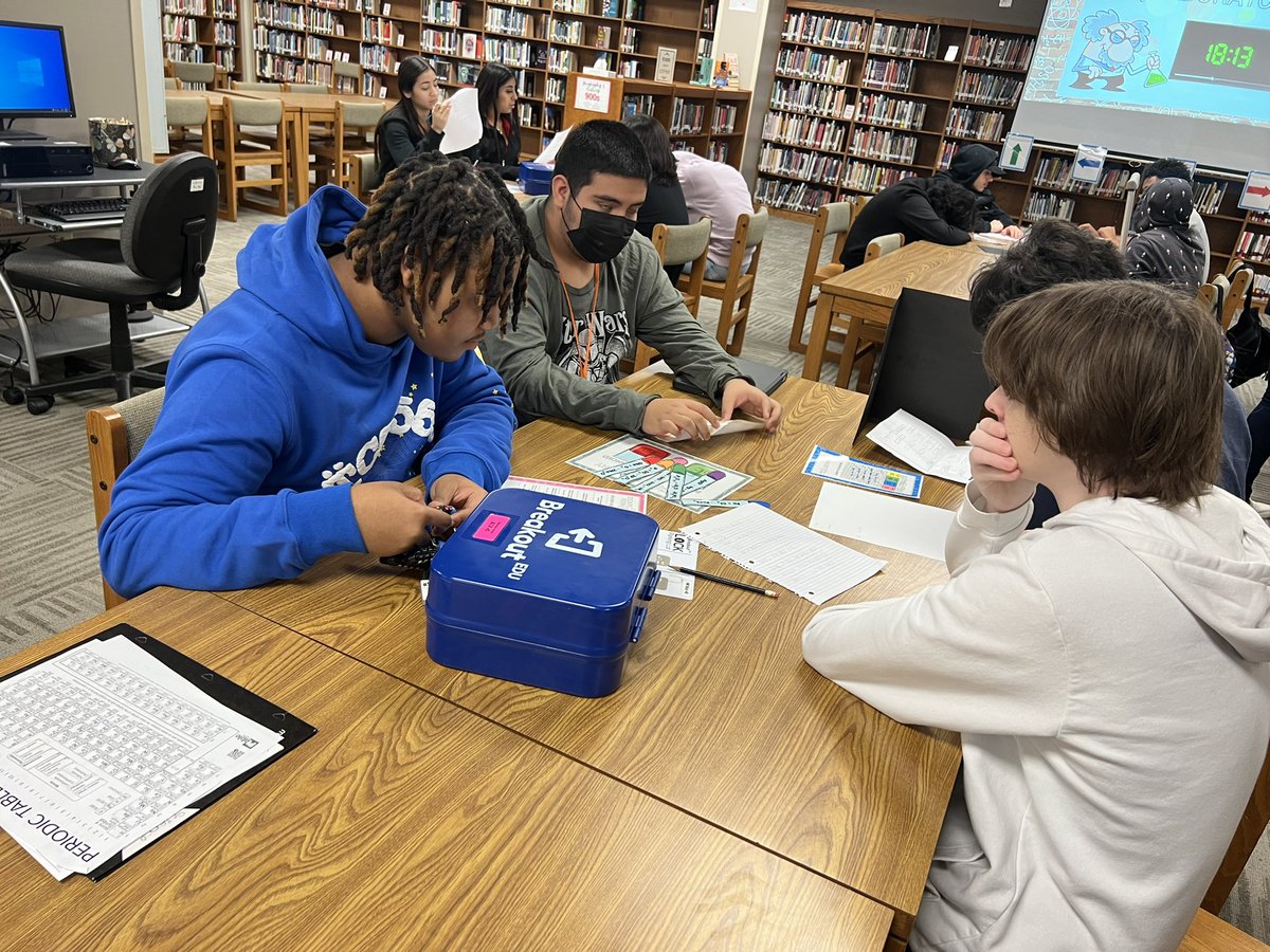 NFHS_Rangers's tweet image. Next stop at NFHS fun educational Friday is a chemistry @breakoutEDU in the library, reviewing balanced, and unbalanced equations.  Led by outstanding Dr. Jackson and created by our amazing librarian @cjanereads.  @GISDTLD @jjoliphant  #learningshouldbefun