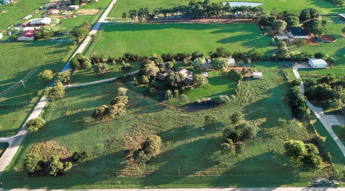 AskGillian's tweet photo. Here are Open House properties in Aubrey - Krugerville area. Offers affordable housing options compared to nearby cities, making it an attractive option for those looking to buy a home, https://t.co/gQbDbXCPeS

#OpenHouse #DentonCounty #HomesForSale #Aubrey #Krugerville https://t.co/BPeUkTpr2k