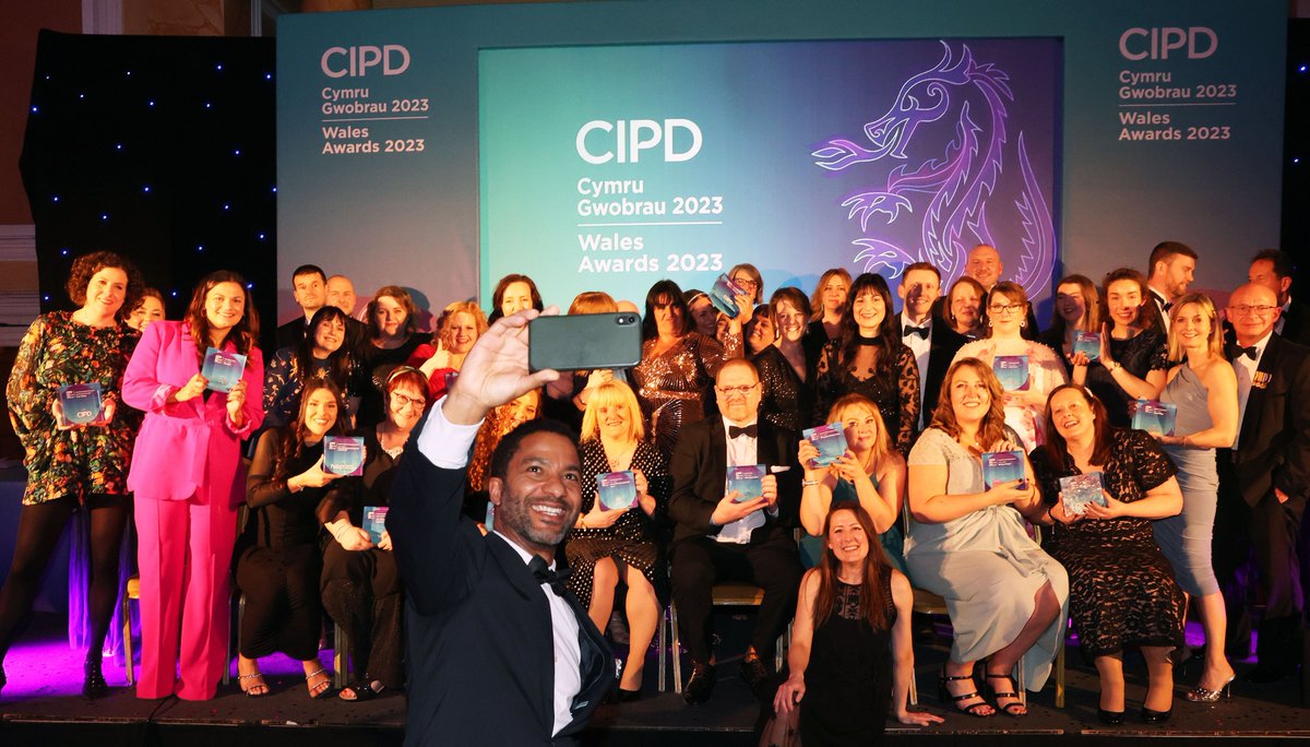 And that concludes our 2023 Awards! A huge congratulations to all of our winners, our highly commended recipients and our finalists ✨🎉

And a big thanks to our wonderful host for the night @SeanFletcherTV 📸

#yourtimetoshine #cipdwalesawards2023 #cipdawards2023
