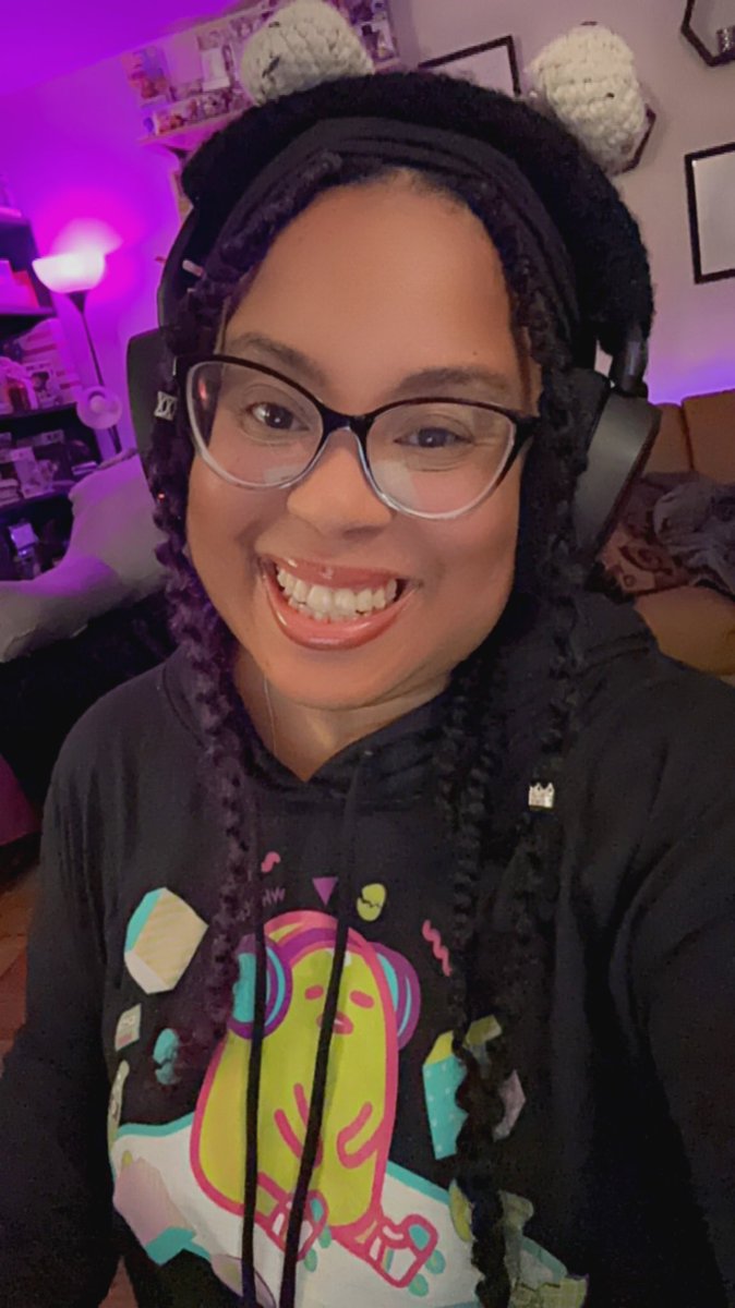 professorwhite's tweet photo. Live now on the BIPOC Twitch Channel. It’s giveaway time! - https://t.co/zaauw1bVfK https://t.co/qbXrojlU8Q