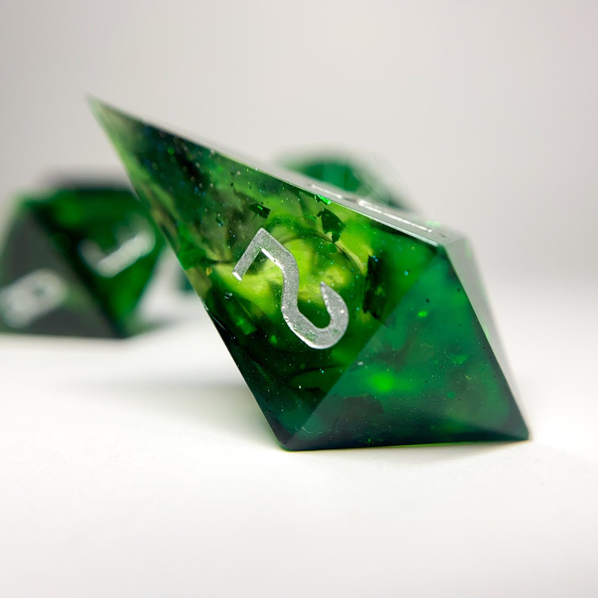 I just updated my shop with new #dice 
Come and take a look if you want some shiny new math rocks. 
Spread the word if you want to help a small business ♥️
Nice words also mean a lot ✨
Let me know of these would fit your #dnd or #ttrpg character!