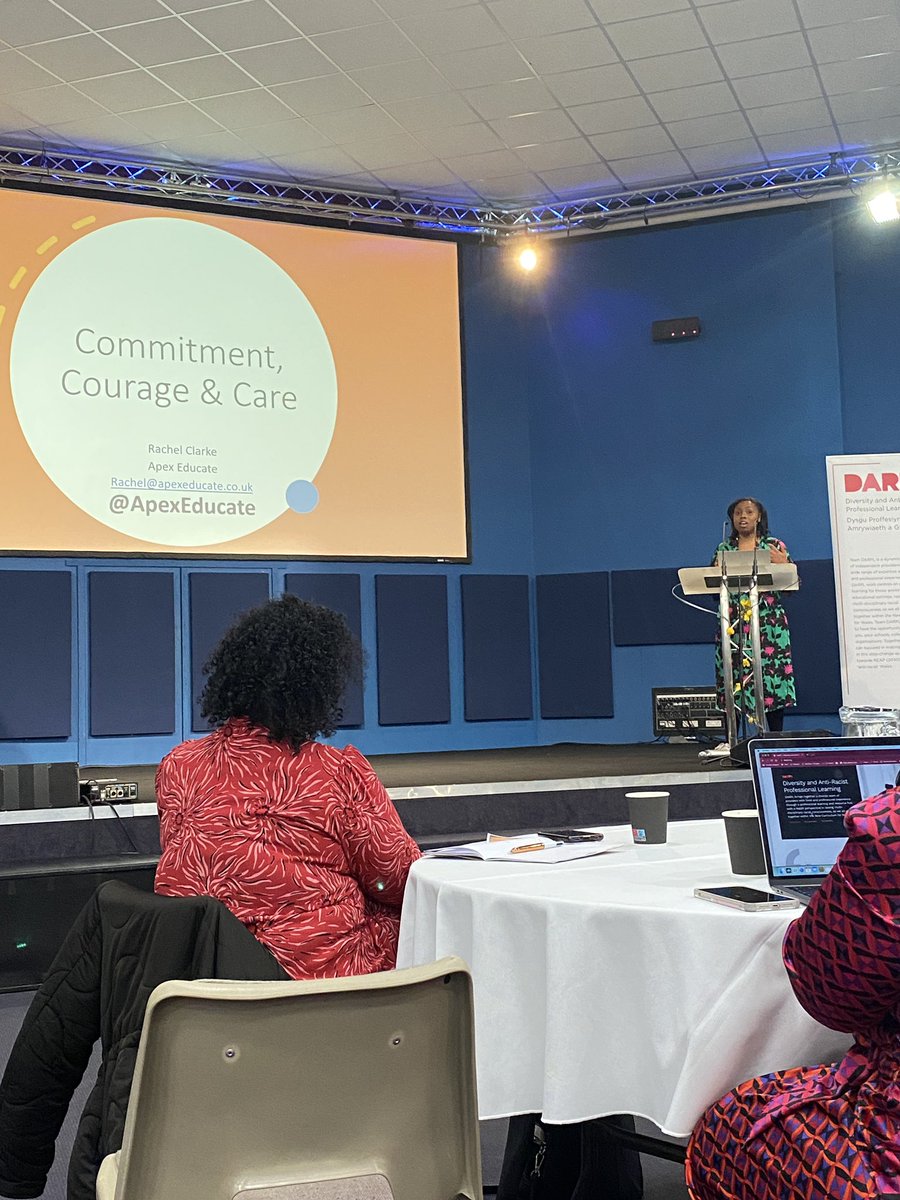 Sarah Robson tweet media