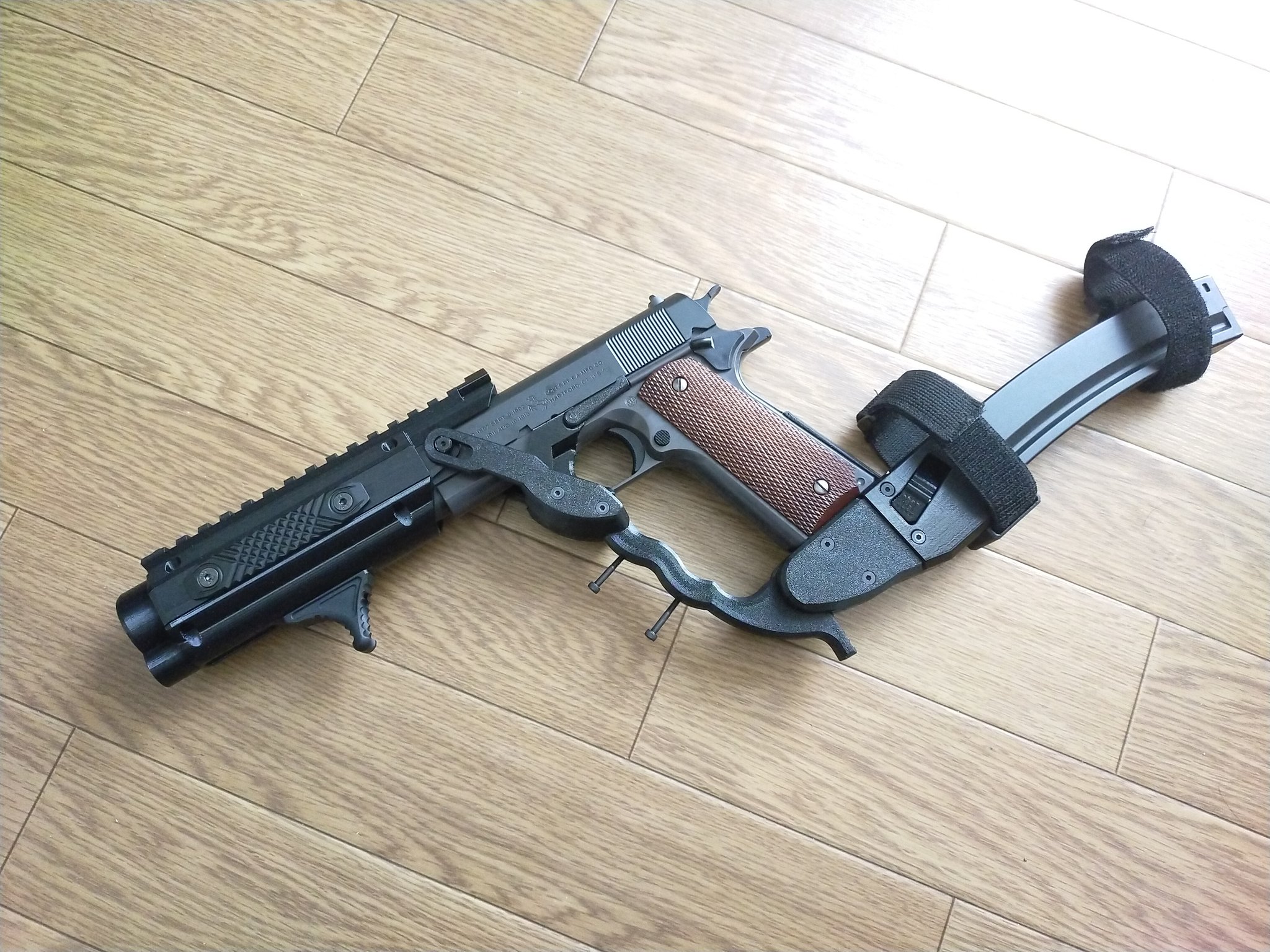 東京マルイ エアコキガバメント レバーアクションキットMP5マガジン
