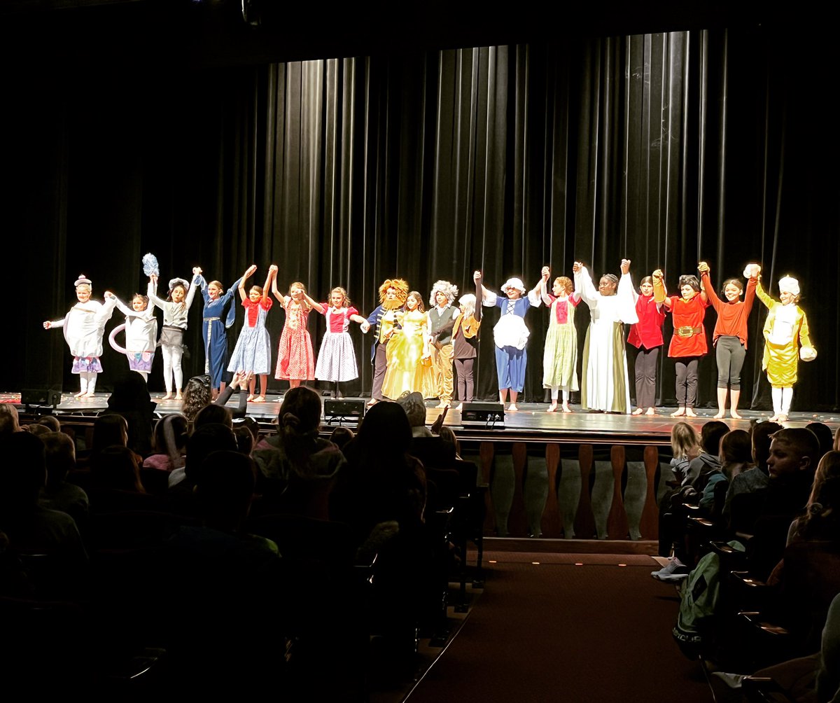 Jill Pearce (@jmpearce9) on Twitter photo Way to go cast and crew for Beauty and the Beast Jr.! Outstanding performances today Glacier Ridge Polar Bear Players! <a href="/RaueCenter/">Raue Center</a> Way to go cast and crew for Beauty and the Beast Jr.! Outstanding performances today Glacier Ridge Polar Bear Players! <a href="/RaueCenter/">Raue Center</a>