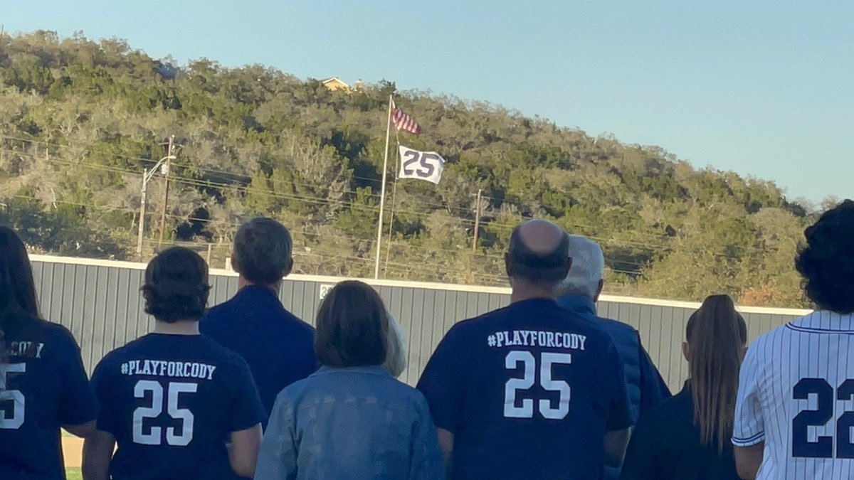Honored to be a part of Cody Fuller’s jersey retirement at Smithson Valley High School. #Comalisd