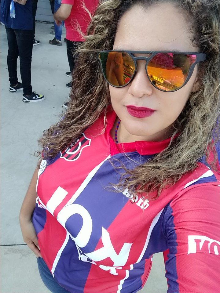 tinyandreita_10's tweet photo. @jorgegneccoe @UnionMagdalena El fútbol no es solo cosa de hombres, las mujeres también tenemos la capacidad de alentar y dejar el alma en la cancha de cada partido del equipo de nuestros amores 💙❤️ Unión Magdalena es un sentimiento inexplicable https://t.co/HfXfv4Cqqd
