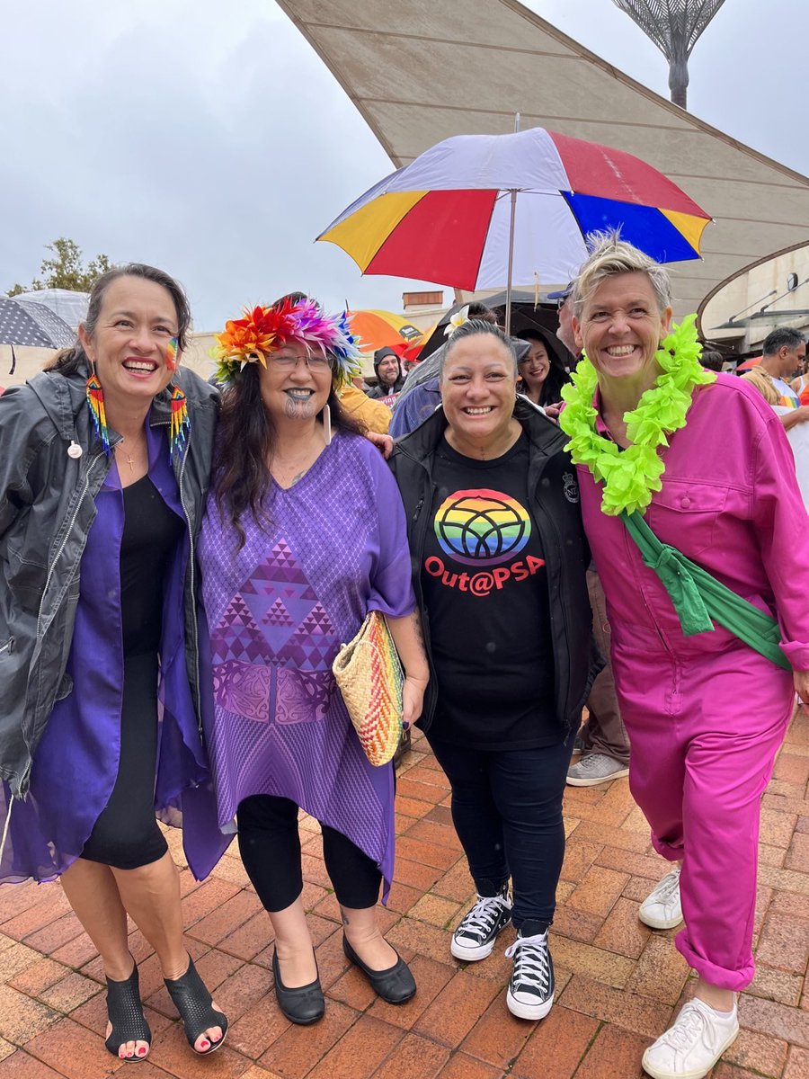 MarjaLubeck's tweet photo. Great Wellington #Pride hīkoi and seeing my Youth MP Willow raise the Trans Pride flag 🏳️‍⚧️
Proud to stand next to our first ever Rainbow Minister of Health @drayeshaverrall Sending a message of love, support and affirmation to all in the rainbow communities. @NgobiTerisa @nzlabour https://t.co/gBLCiqAlVM