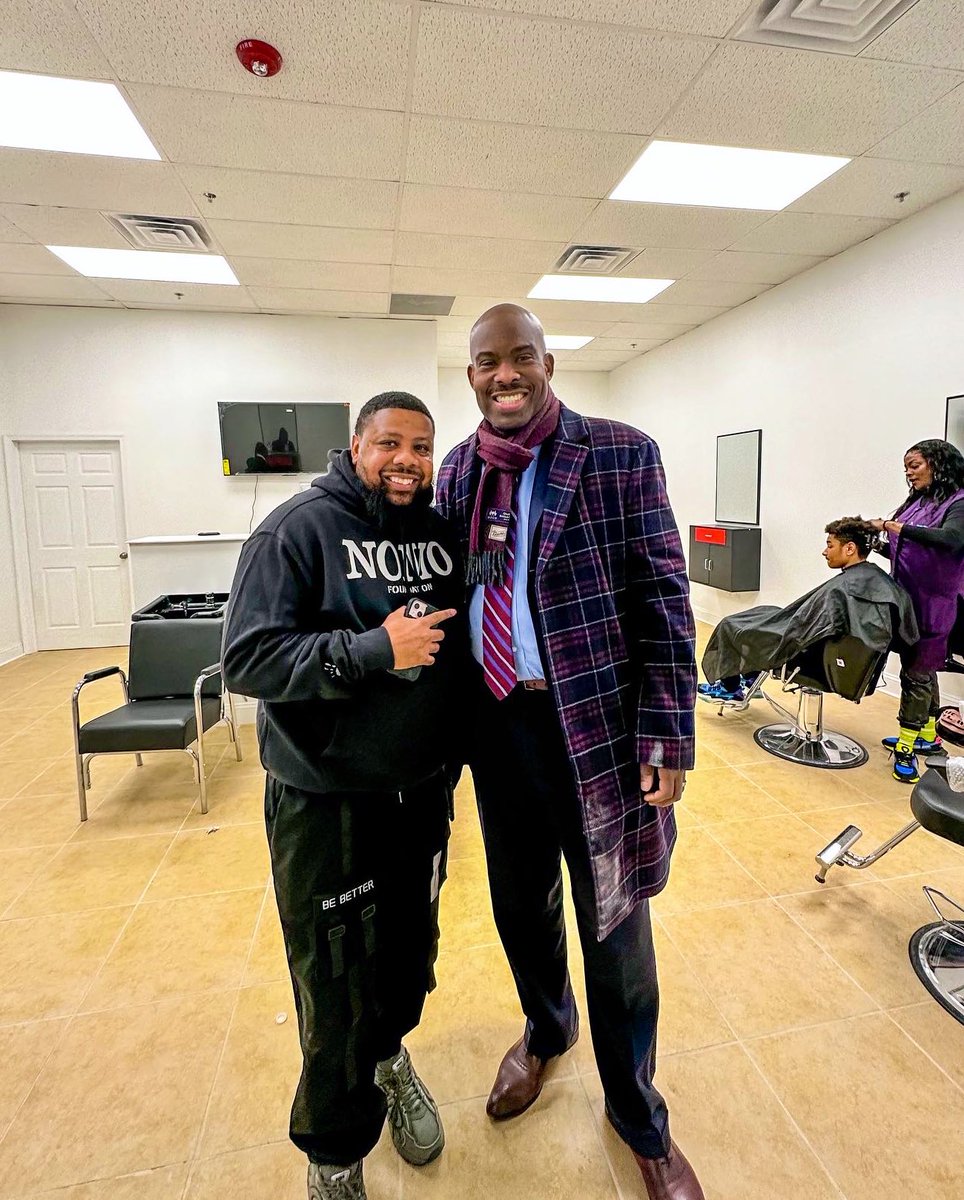 DerekGreenPHL's tweet photo. Today, I stopped by @IncNomo’s grand opening of their new West Philly facility. 

Each NoMo space provides community members with career readiness training, leadership development, and a safe place to spend time. https://t.co/Gie9MwMT15