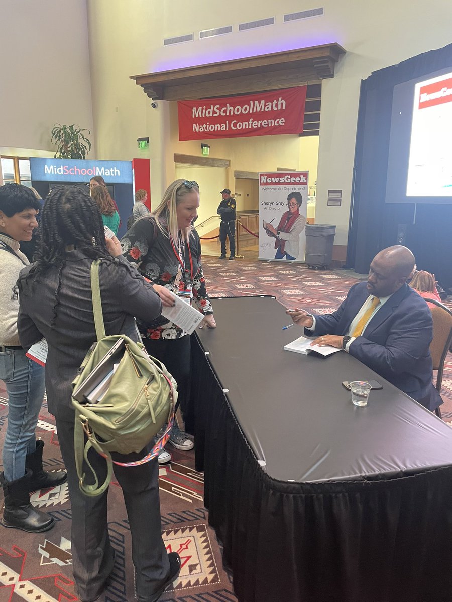 GlobalKdsl's tweet image. #midschoolmath with @TheJoseVilson #EduColor