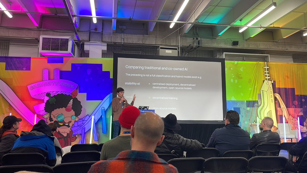 lindseydoesit's tweet image. Great talk on co-owned AI 😎 #ethereumdenver #daotalks #AI