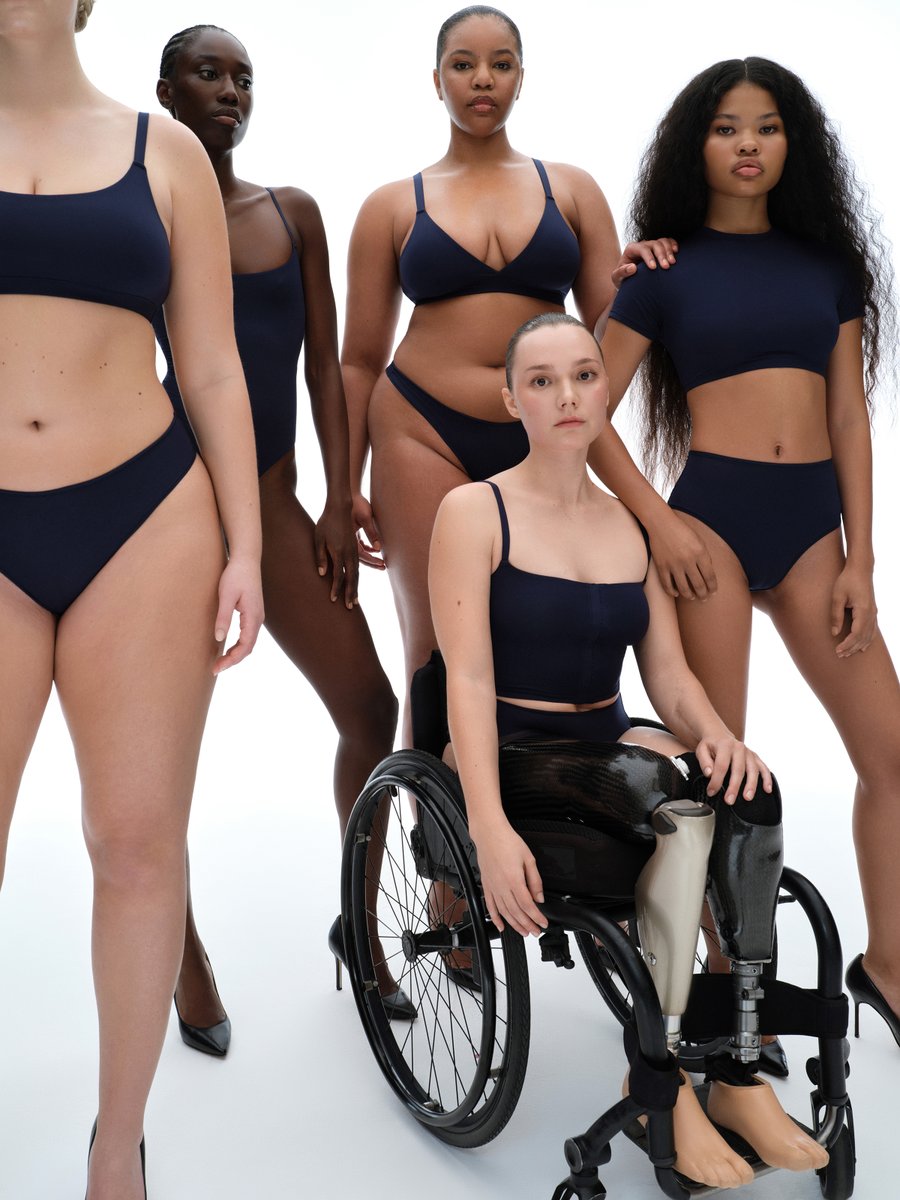 skims's tweet photo. Your old bras and panties don’t stand a chance against fresh Fits Everybody. https://t.co/KBd2CxCOKd