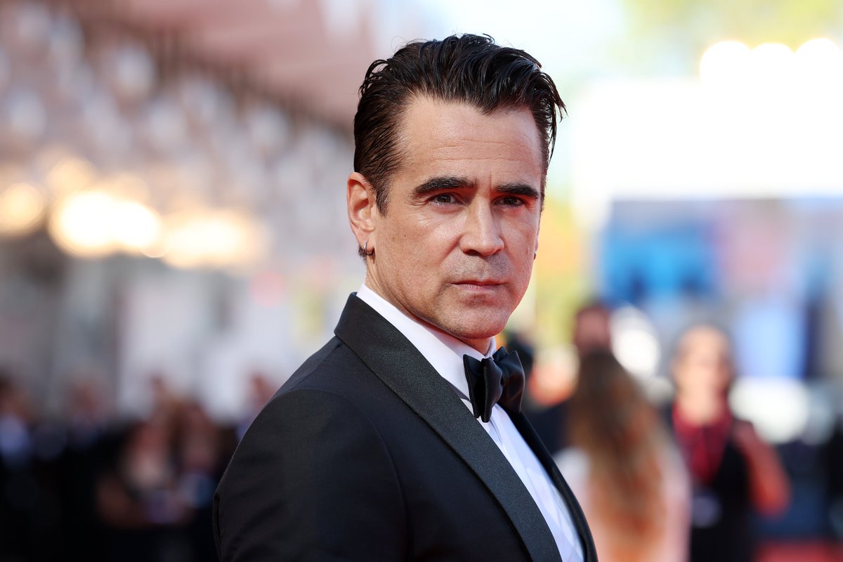 IndieWire's tweet image. Colin Farrell on Ariana DeBose's BAFTAs rap: “Listen, Ariana DeBose came and did her thing at the BAFTAs, and people got a bit mean online, and all that shit. I was bopping away.” bit.ly/3kLWYTy