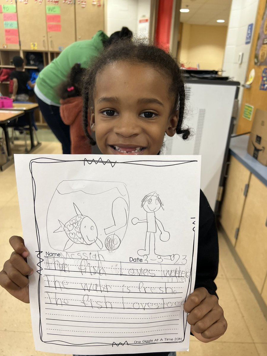 Khyliesmommy's tweet photo. Enjoyed spending time with Mrs. Brownβs kinder friends while they worked on writing sentences on one topic using a four square organizer! #cultivatinggenius #joyandlearning #vikingdiff @crookbailey2013 @KariHess19 @PCSDViking https://t.co/3VmvMISlo9