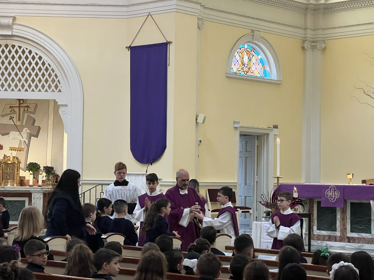 St. Clare School tweet media