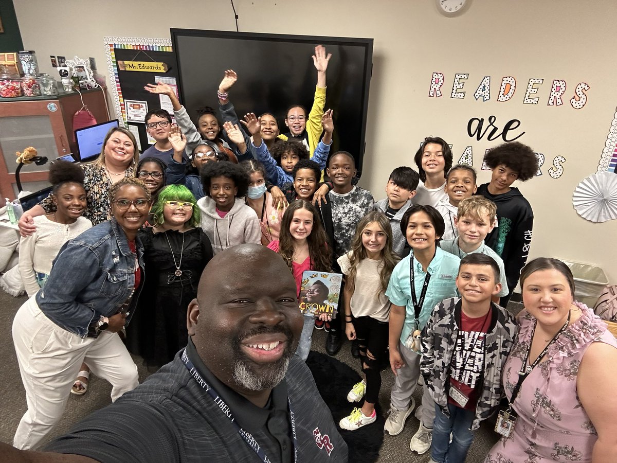 Dr. Roosevelt Nivens (@dr_rnivens) on Twitter photo Selfie with the “big dawgs” on campus. It’s that time of year again to Read Across America to our fantastic students! Thank you <a href="/VelasquezLCISD/">Velasquez Elementary</a> for the invite! <a href="/LamarCISD/">Lamar CISD</a>
#NationalReadAcrossAmericaDay Selfie with the “big dawgs” on campus. It’s that time of year again to Read Across America to our fantastic students! Thank you <a href="/VelasquezLCISD/">Velasquez Elementary</a> for the invite! <a href="/LamarCISD/">Lamar CISD</a>
#NationalReadAcrossAmericaDay