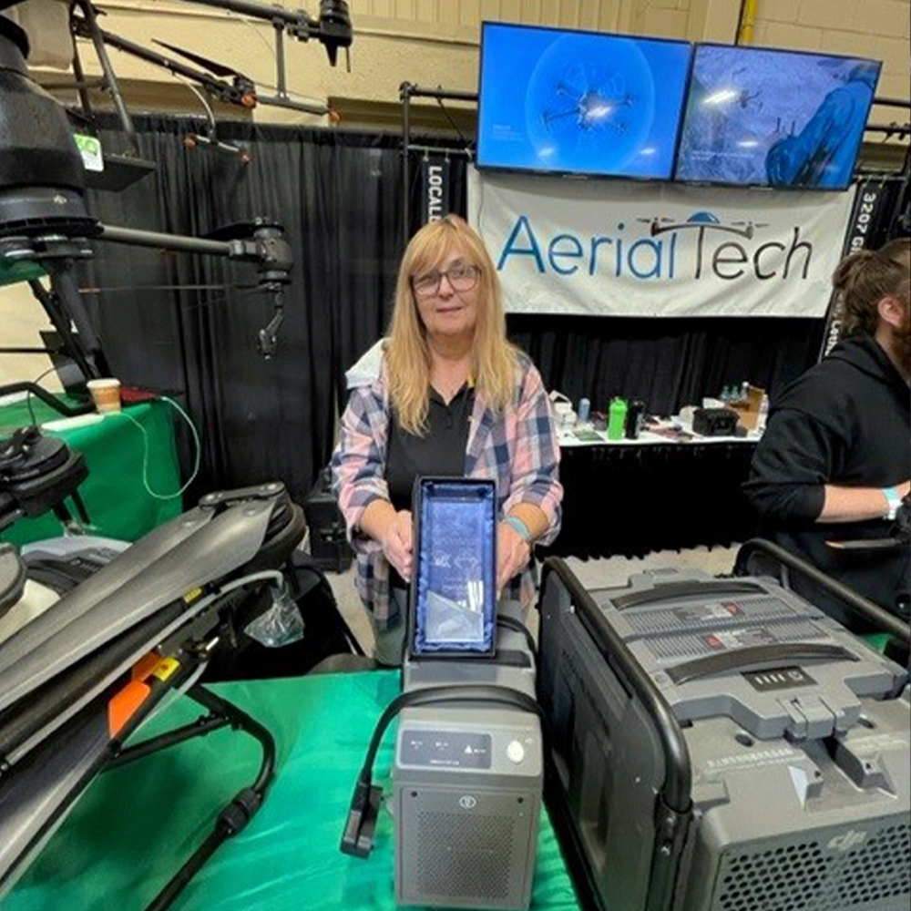 TerraExcelUAV's tweet image. Congratulations to @AerialTech1 on the Meridian OneCap Exhibitor Award, in the category of Most Innovative Booth!

What a great three days spent with good friends, surrounded by agriculture technologies and advancements!
#AerialTech #award #agexpo #lethbridge #TerrasReseller