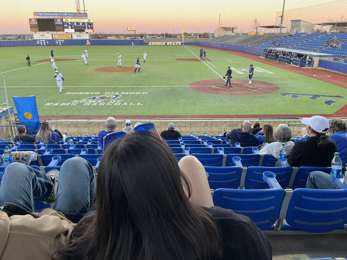 A D2 program with D1 facility..

San Angelo has a high level ⚾️ program at Angelo State. 

Friday night in this park in the Concho Valley… 

Impressed!! 

<a href="/RamsASUbaseball/">Angelo State Rams Baseball</a>