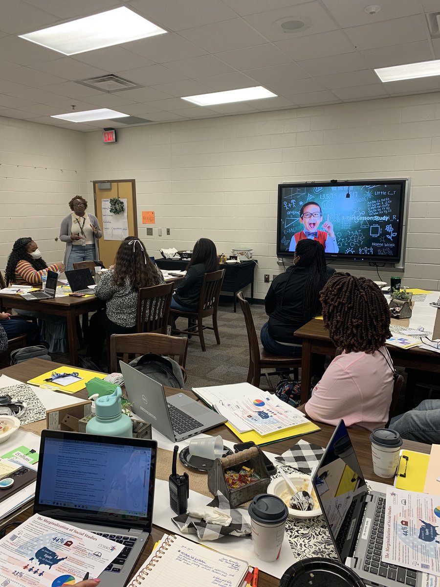 GilbertAilia's tweet photo. Today, was great as Ms. Waddell and I prepared for AP team members and to learn along with them as Ms. Printup shared key valuable information to increase SS achievement. #RCPS_APs_Rock! @CJHicksElem @PrincipalCJHES @RCPS_SS @RCPS_ElemED https://t.co/L2wCrHzDe3