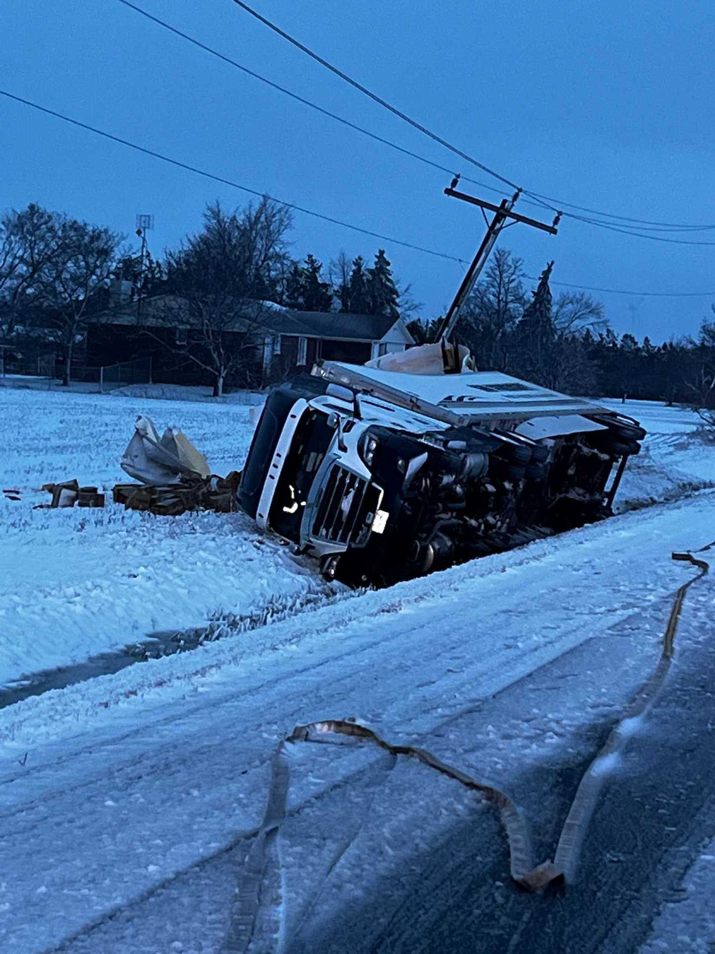 ChathamKent Fire on Twitter Rd at Allison closed in