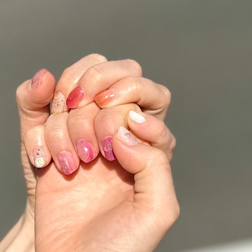 anrich_nail's tweet photo. anrichでは一緒に働いてくれる仲間を募集してますが、その���考えた。どんな人と働きたいだろう🤔私が思いつく様な人に私もならないと、いけないと思った。ステップアップってこういう所もだ！
#anrich
#ニュアンスネイル
#ネイリストと繋がりたい
#募集 https://t.co/hPGebLIEdN