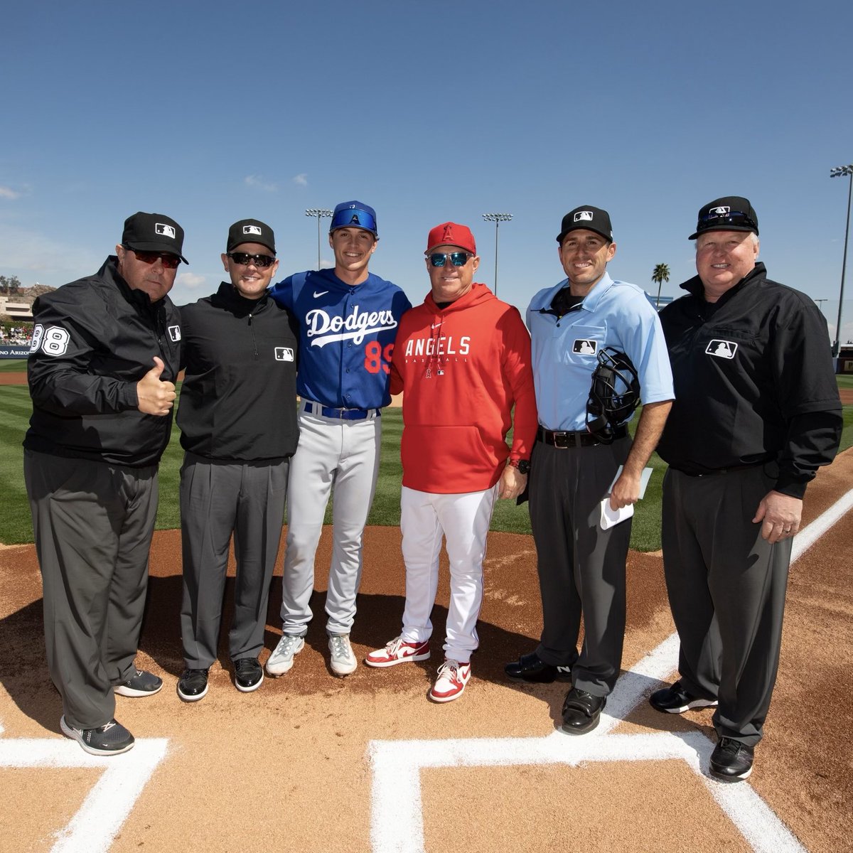 Los Angeles Angels tweet media