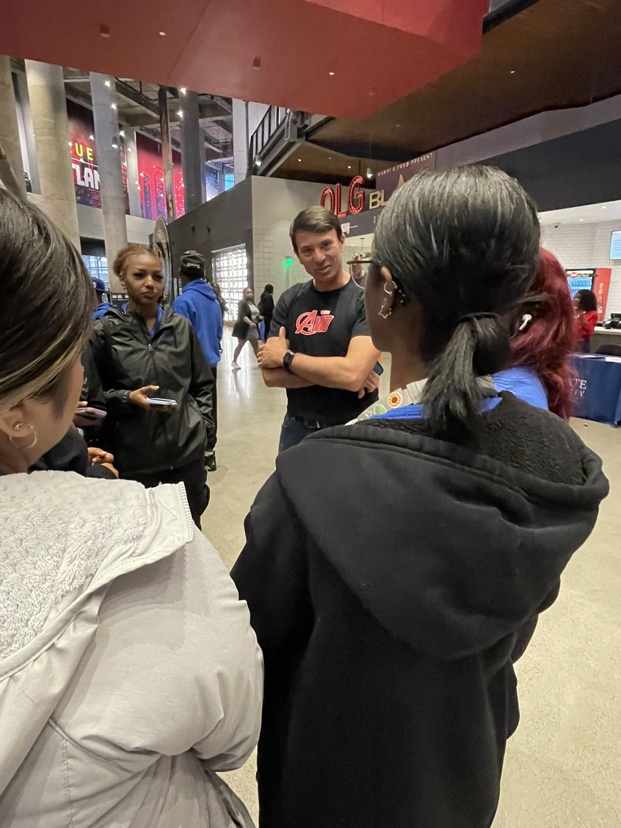 efawpeace's tweet photo. Campbell AVID proudly representing at the Hawks game after a day of learning, college fair, career explorations!!  @CobbAvid CobbAVID https://t.co/0NFtHoMwCB