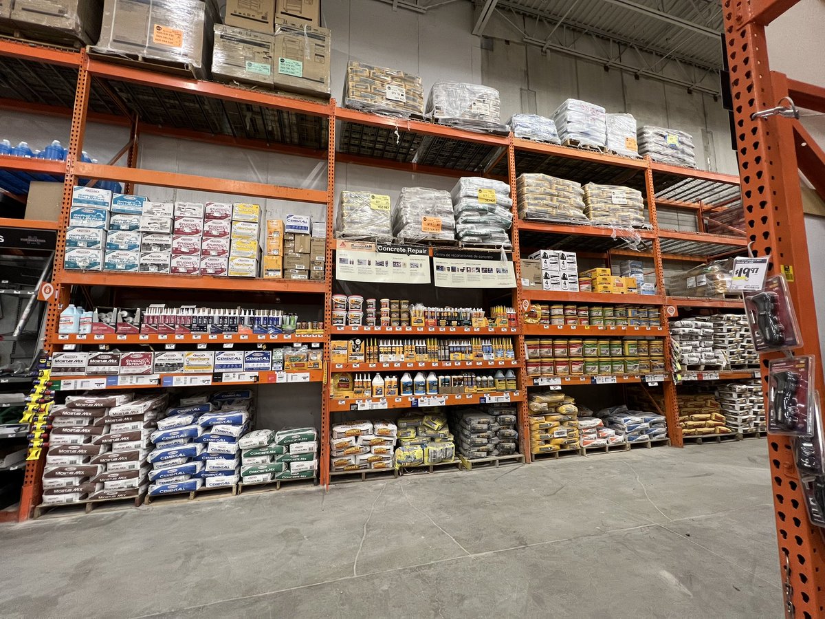 We hooked up the concrete aisle 💪🏼<a href="/MannyZ1961/">Manny</a> <a href="/D65Hutch/">Gary Hutchinson</a> <a href="/LoganSquare1961/">Logan Square 1961</a>