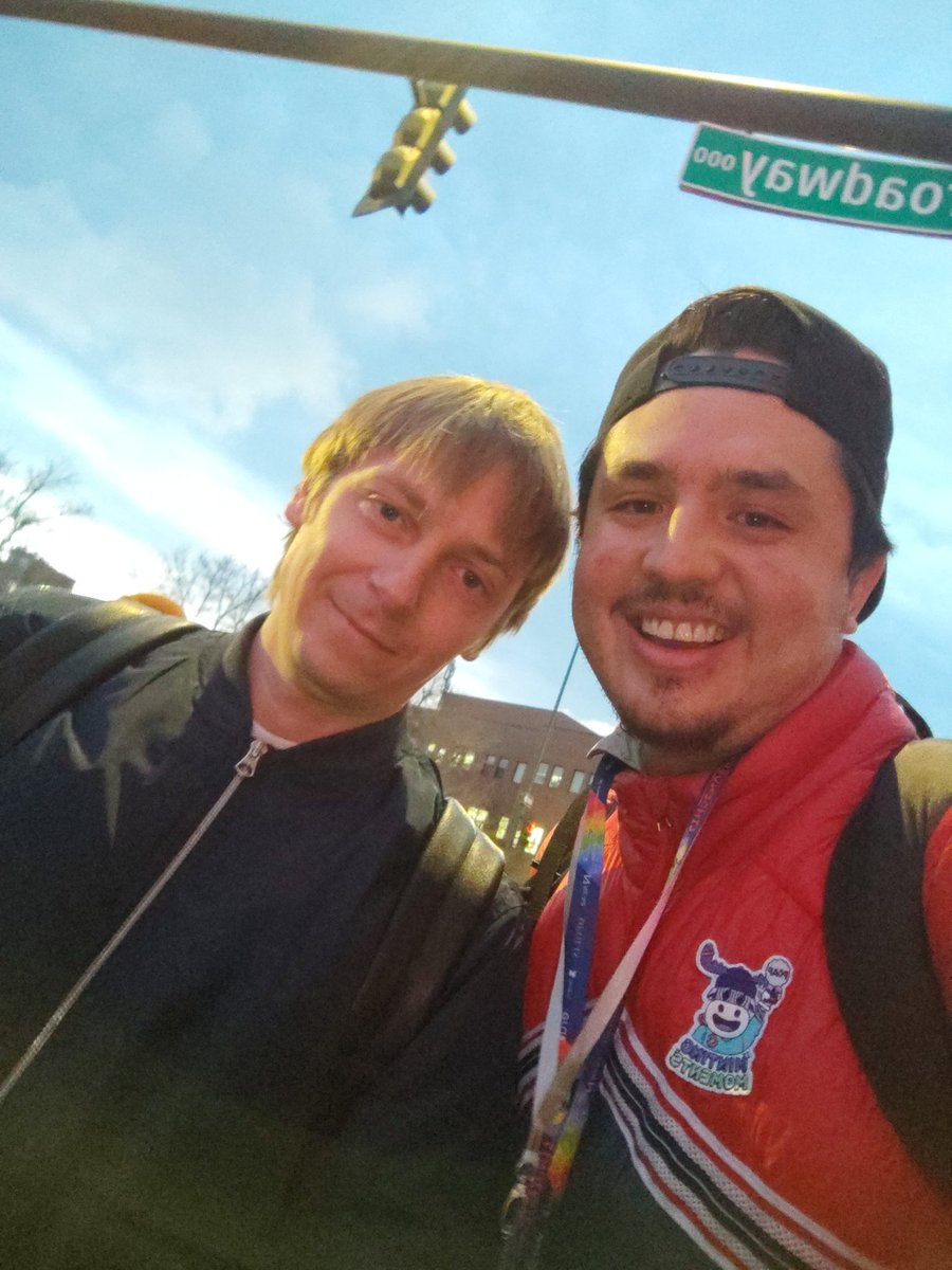 felibertarian8's tweet image. @JSimanavicius it was a pleasure to meet you again Jonas! #SyntropyStack it&apos;s making it!