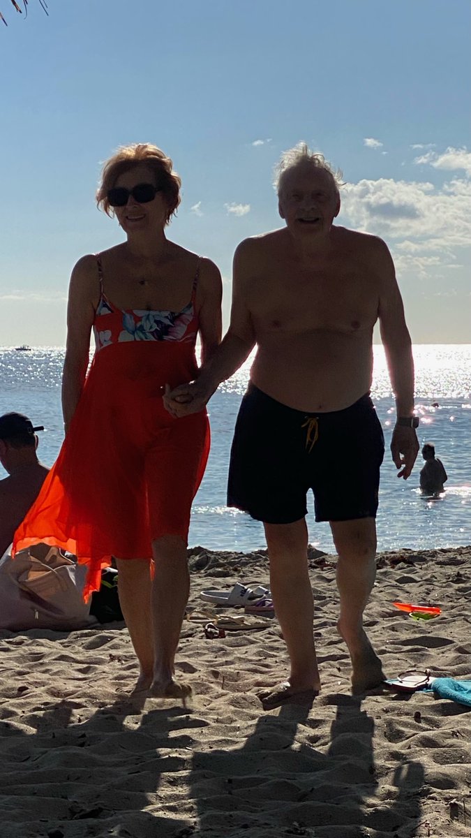 Au sortir de la mer avec ma blonde. Photo de Denise Lespérance