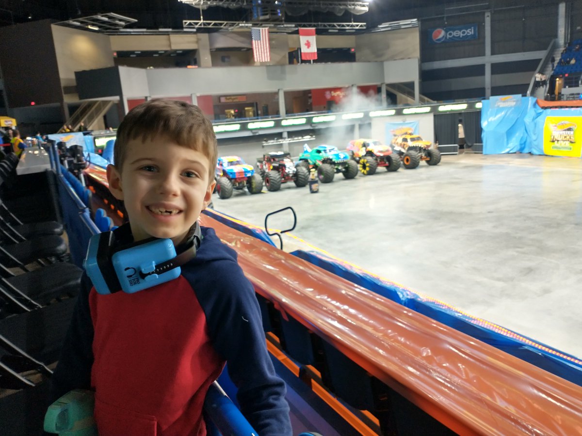 seancramer81's tweet photo. Go Demo Derby!!  #HotWheelsMonsterTrucksLive https://t.co/VJO6ENelpW