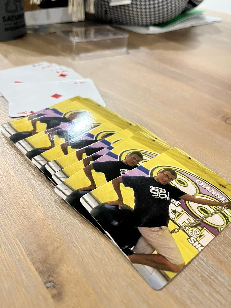 BradMLee's tweet photo. The greatest gift ever? Probably
#InternDays
It’s a Deck of Cards with my face on it from my @MileyCyrus Concert Intern Days https://t.co/FzW5yQreoo