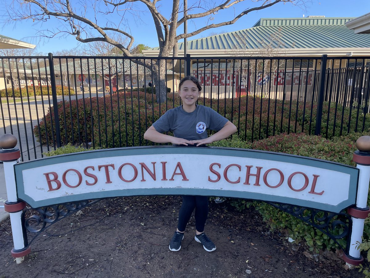 Mrs_IbrahimCV's tweet photo. Proud of my girl for being a @BostoniaGlobal ambassador today! She toured a group of adults around campus and even told them to โclap once if you can hear me!โ๐ #kidsofteachers https://t.co/jMem9kjro0