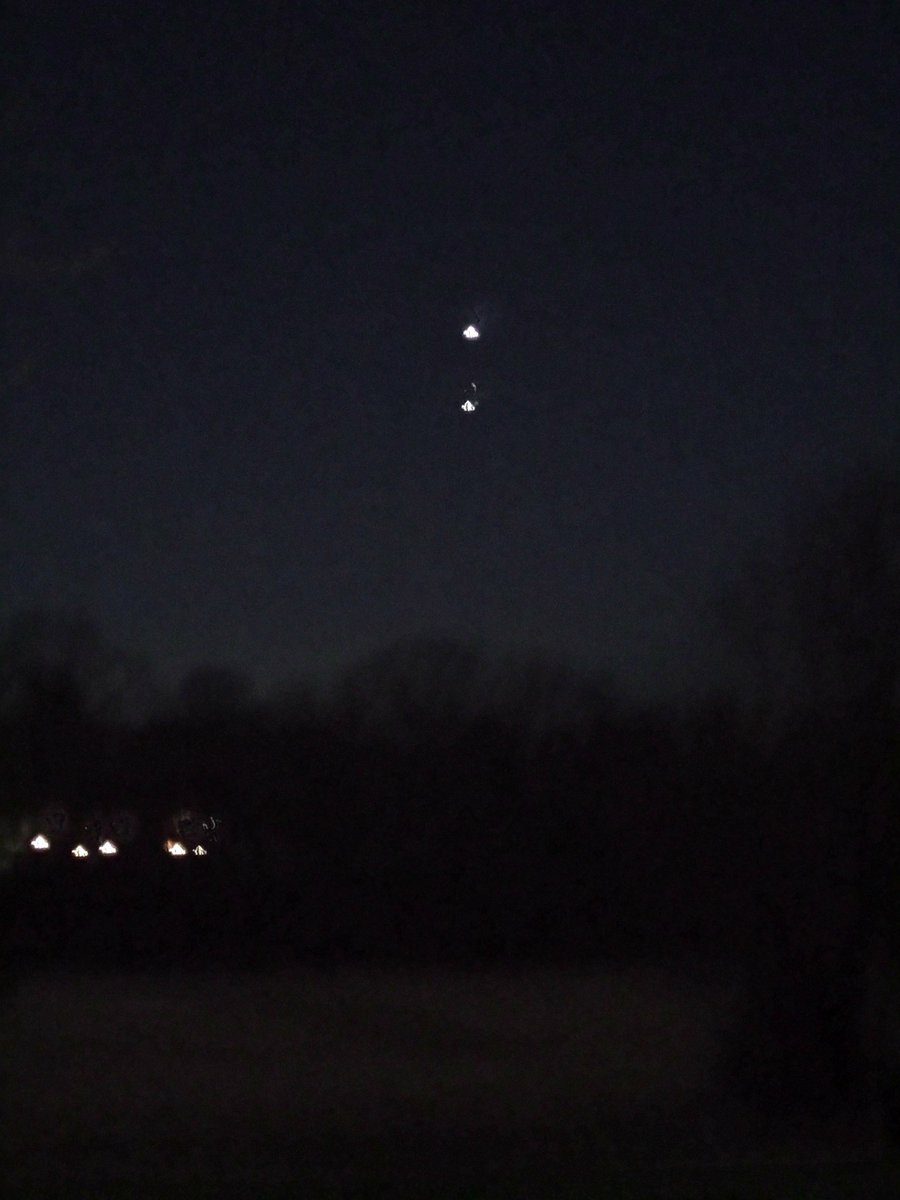 #Jupiter and #Venus in the night sky above my house. It's called a conjuction of the planets. I just call it spooky but amazing.😳 Never seen it before. 
P. S. It's not a #ChinaSpyBalloon 
😆 🤣