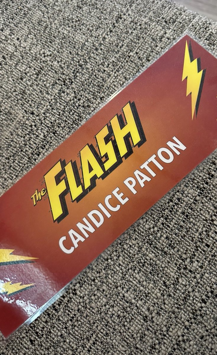 BamSmackPow's tweet image. After nine seasons, Candice Patton has officially wrapped filming on THE FLASH. 

Her performance as Iris West-Allen was a game-changer. ❤️