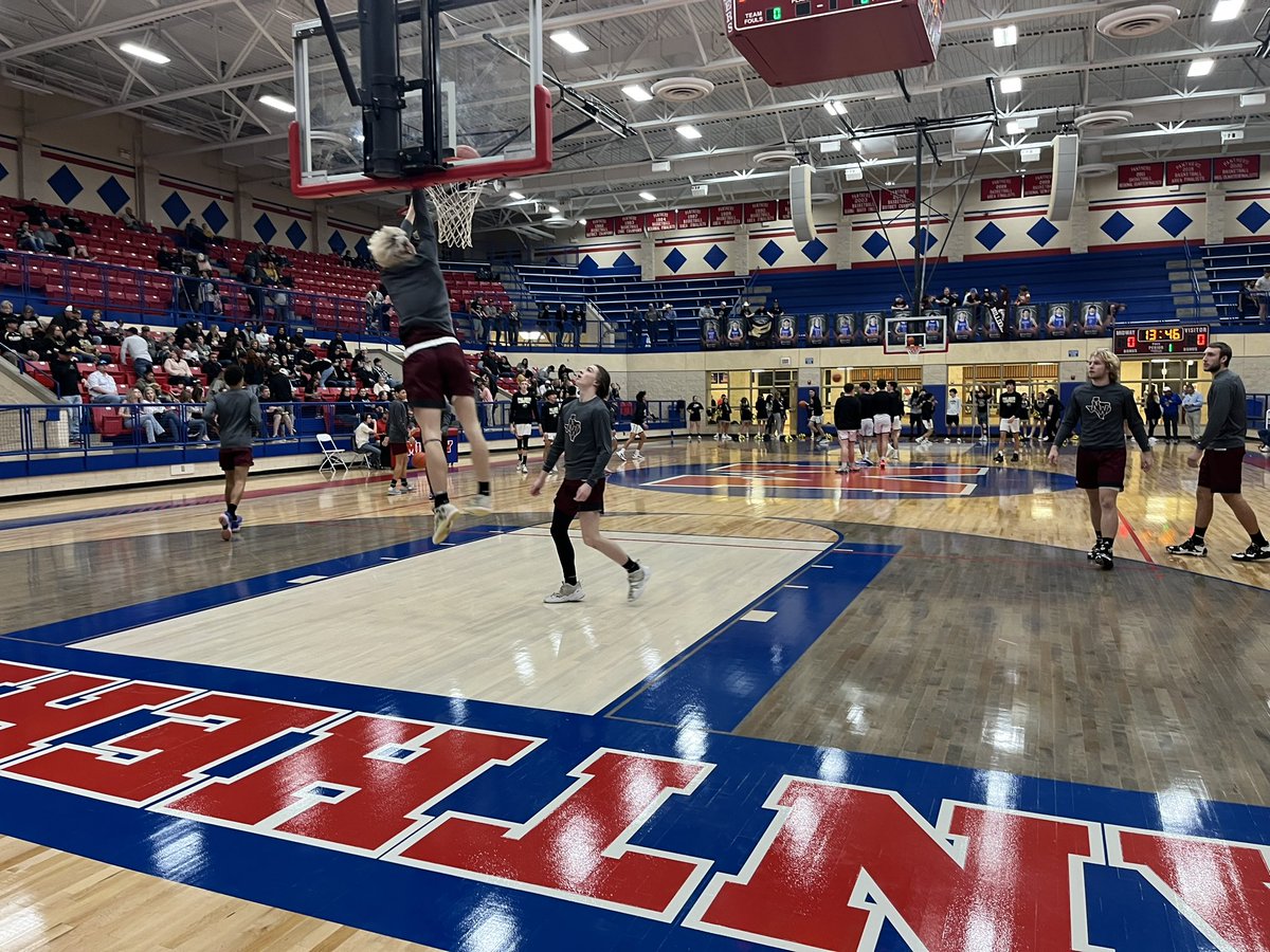 <a href="/New_WaverlyBB/">New Waverly Bulldogs Varsity Basketball</a> has hit the court for their warm up. Game will start at 8 p.m. New Waverly will wear Maroon and Palmer white.