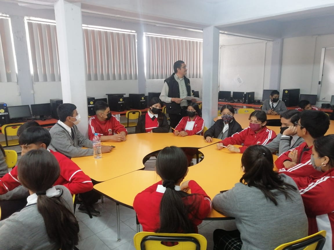 El psic. <a href="/samuel_nava/">Samuel Nava</a> , Director de #EducaciónSocioemocional acude a la escuela Secundaria General no. 1 de #Actopan, a realizar grupos focales para la conformación del Programa Sectorial de Educación y sus Programas Especiales #DGFE #SEPH #PrimeroLaEducación