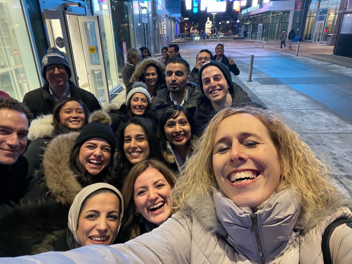 It’s been a long time coming, but great to knock back a few with the whole <a href="/UofTGastroHep/">University of Toronto Gastroenterology+Hepatology</a> crew at #CDDWCLM2023 #gastrogang #hepaticfanatics